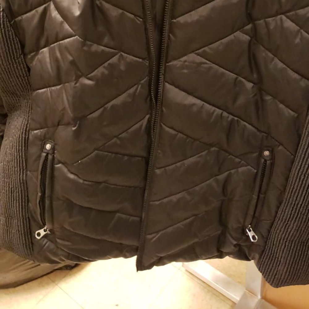 Nautica Women's Puffer Jacket - Black - Picture 6 of 8
